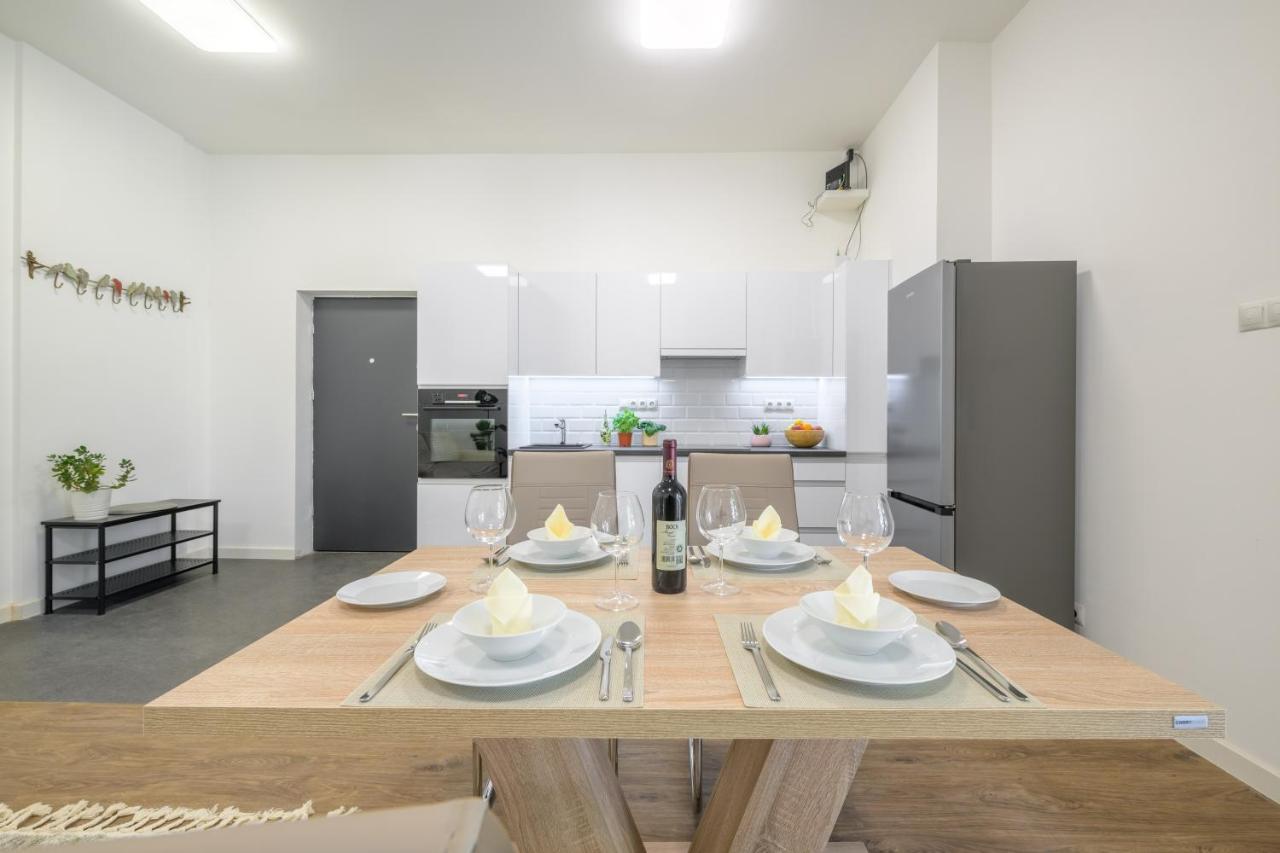 Millenium Spa-Heroes Apartman Budapest Kültér fotó